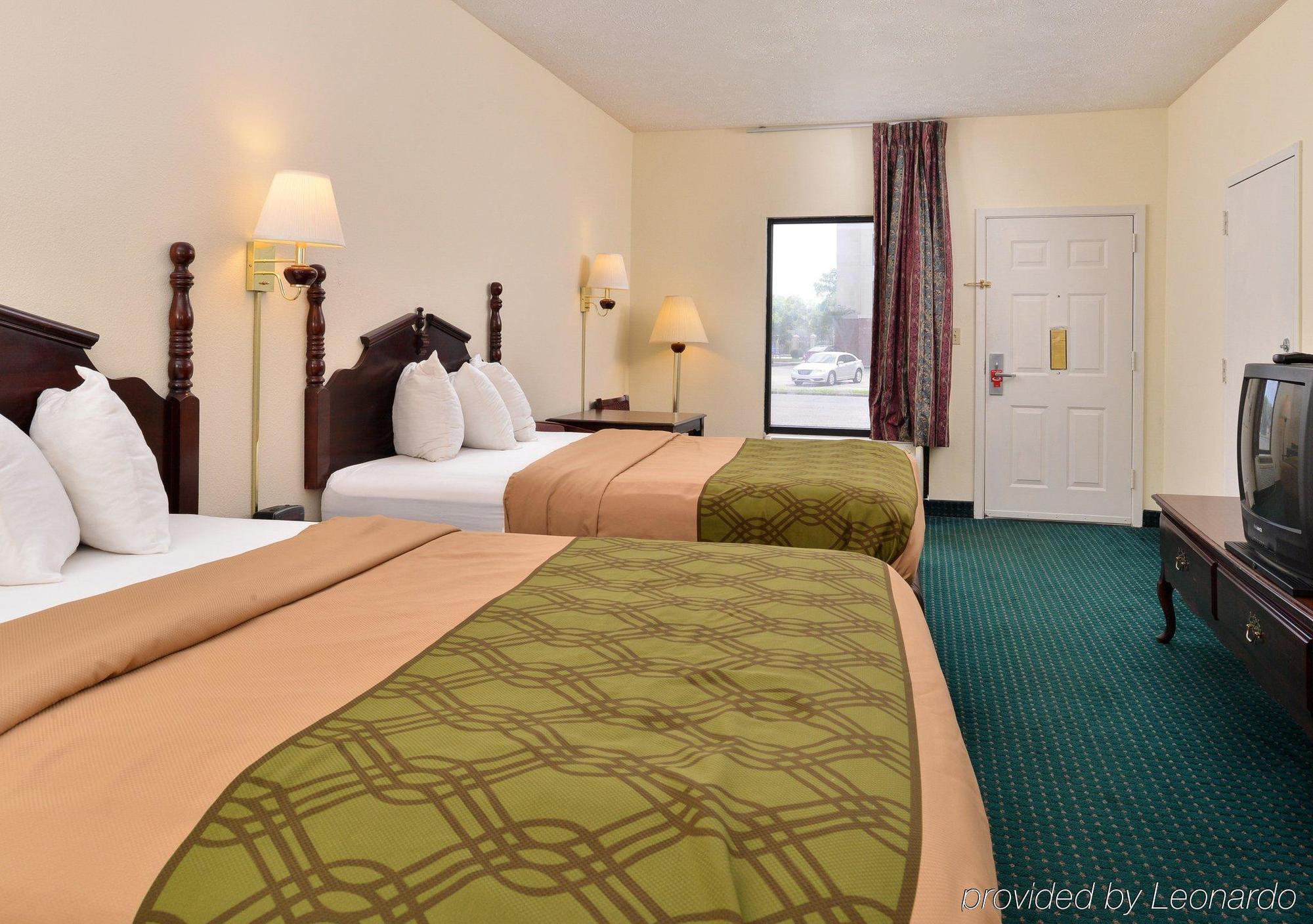 Econo Lodge Canton I-55 Экстерьер фото