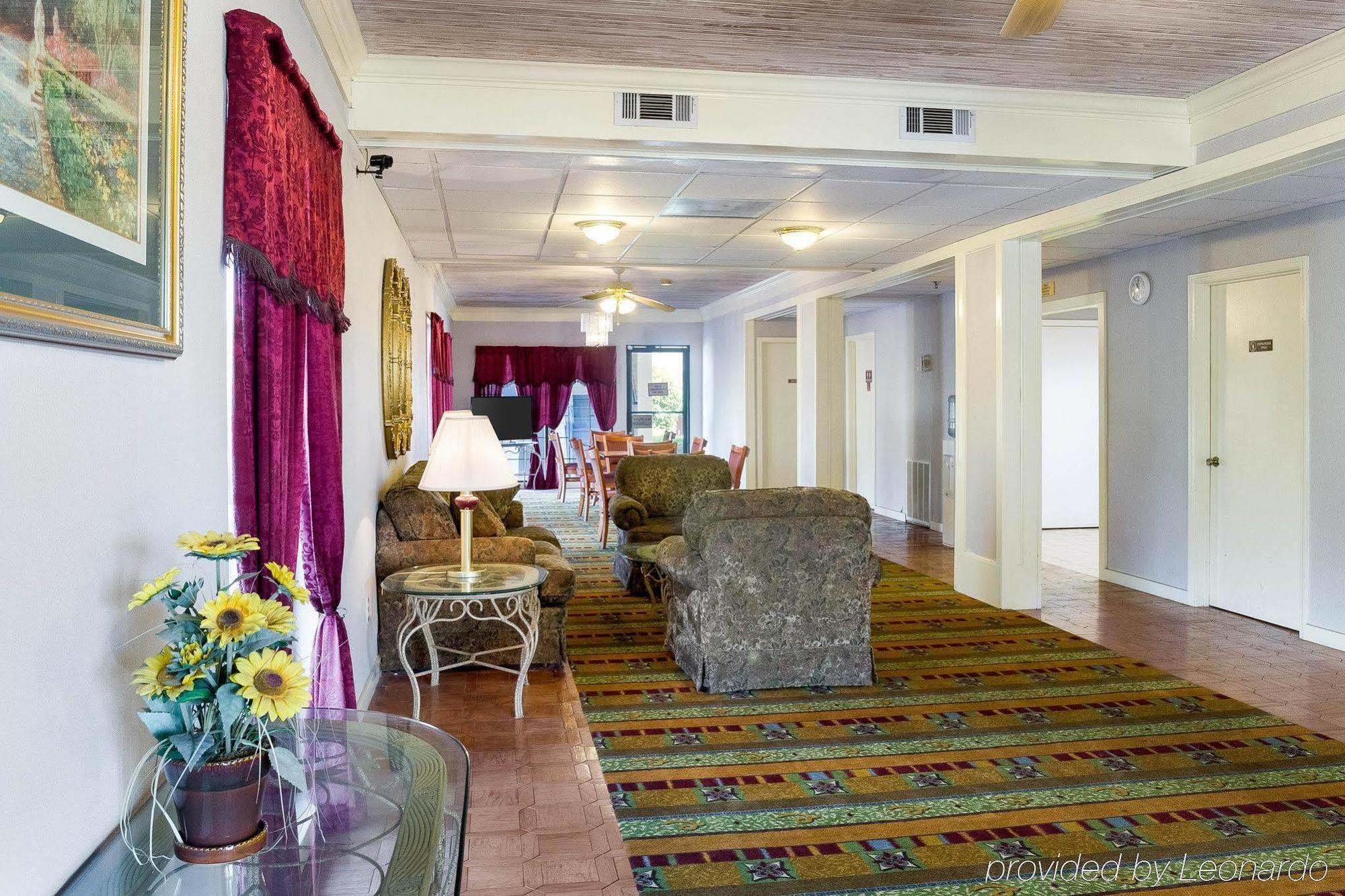Econo Lodge Canton I-55 Экстерьер фото